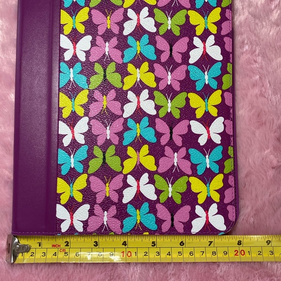 Vera Bradley iPad Butterfly Case - Picture 10 of 12